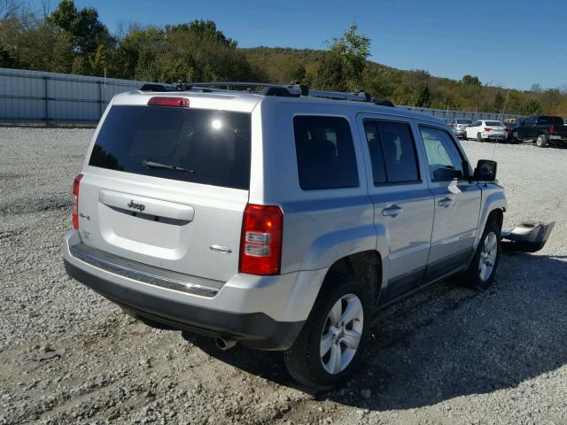 1J4NF4GB5BD172422 - 2011 JEEP PATRIOT LA SILVER photo 4