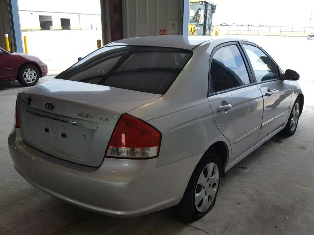 KNAFE121475400693 - 2007 KIA SPECTRA EX SILVER photo 4