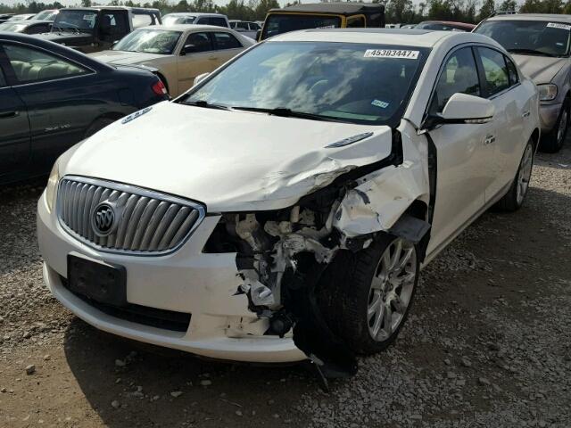 1G4GE5EV1AF250102 - 2010 BUICK LACROSSE C WHITE photo 2