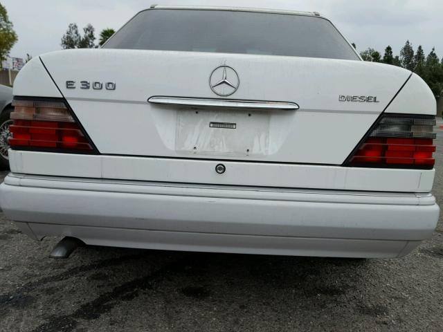 WDBEB31E9SC115434 - 1995 MERCEDES-BENZ E WHITE photo 9