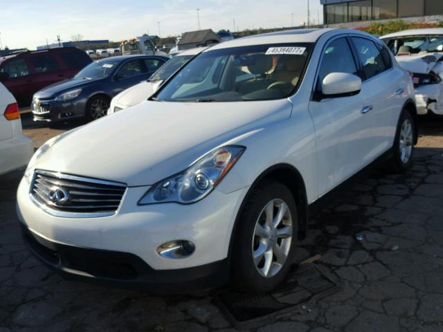 JN1AJ0HR9AM752328 - 2010 INFINITI EX35 BASE WHITE photo 2