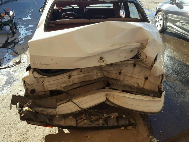 1G4AG55N8P6459152 - 1993 BUICK CENTURY SP WHITE photo 9