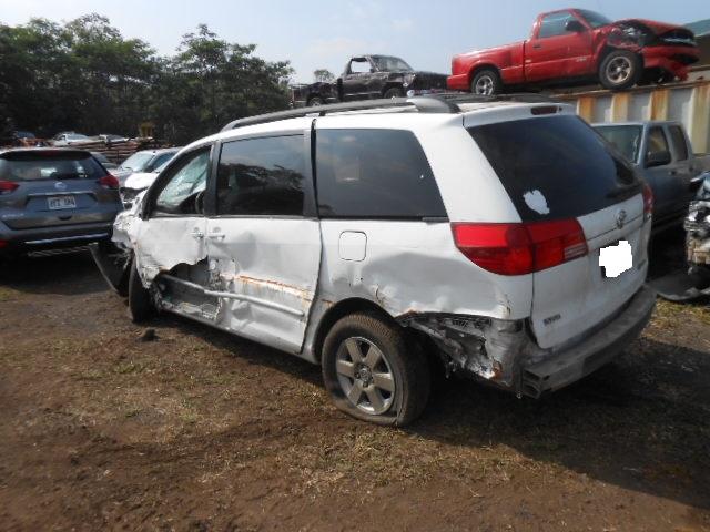 5TDZAP3C74S054047 - 2004 TOYOTA SIENNA CE WHITE photo 3