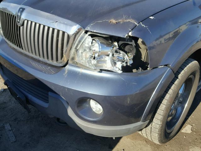 5LMFU28R73LJ30219 - 2003 LINCOLN NAVIGATOR GRAY photo 9