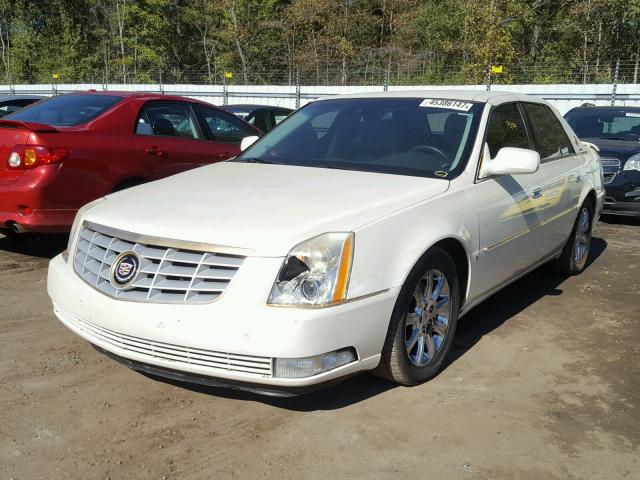 1G6KD57Y88U114924 - 2008 CADILLAC DTS WHITE photo 2