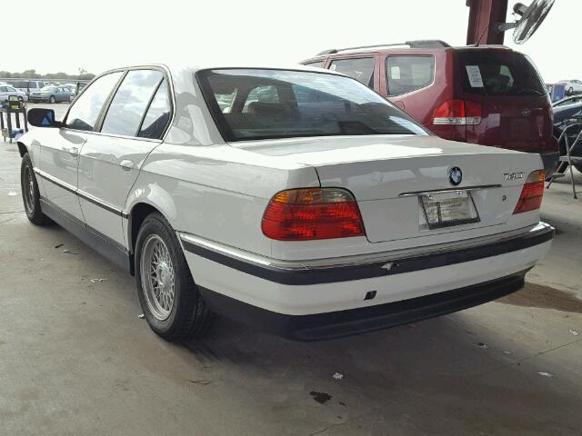 WBAGG8342YDN78304 - 2000 BMW 740 I AUTO WHITE photo 3