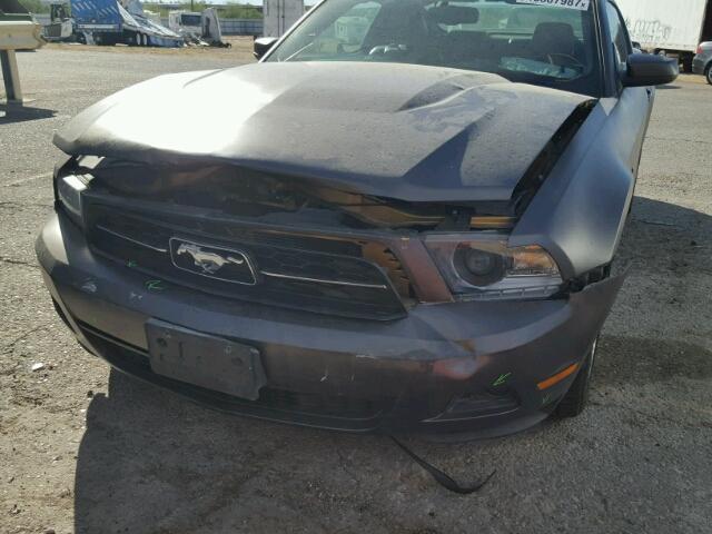1ZVBP8AN8A5135662 - 2010 FORD MUSTANG GRAY photo 9
