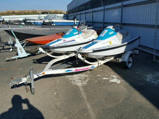 YAMA0449H293 - 1993 YAMAHA JET SKI WHITE photo 2