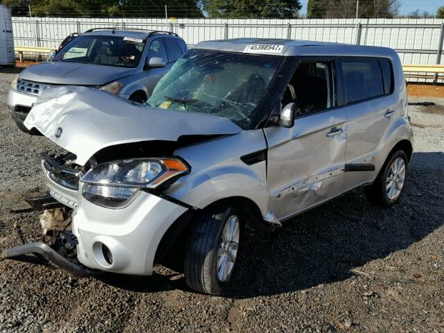 KNDJT2A63D7759040 - 2013 KIA SOUL + SILVER photo 2