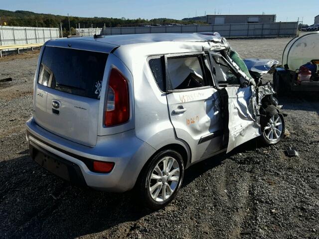 KNDJT2A63D7759040 - 2013 KIA SOUL + SILVER photo 4