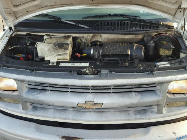 1GCFG25W711144249 - 2001 CHEVROLET EXPRESS G2 WHITE photo 7