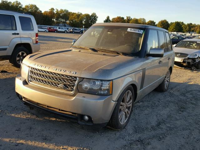 SALMF1D43AA324647 - 2010 LAND ROVER RANGE ROVE SILVER photo 2