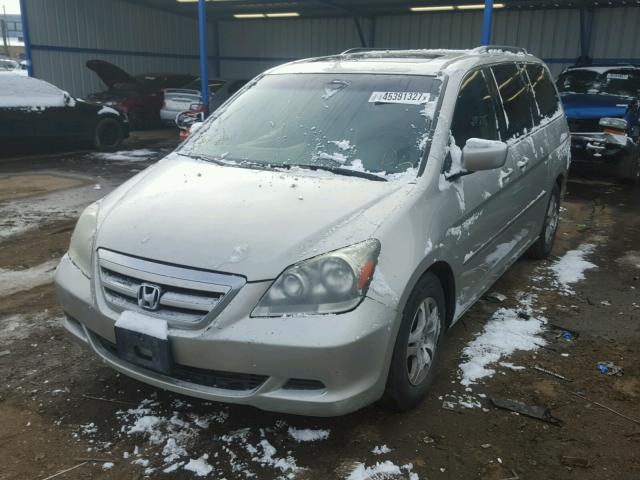 5FNRL38735B114696 - 2005 HONDA ODYSSEY GRAY photo 2