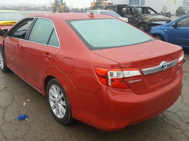 4T1BD1FK7EU115718 - 2014 TOYOTA CAMRY HYBR RED photo 3