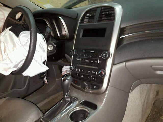 1G11B5SL9FF182198 - 2015 CHEVROLET MALIBU LS 蓝色 照片 9