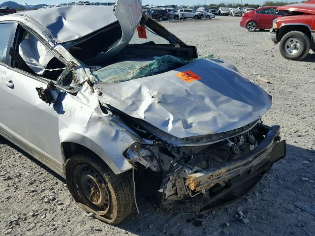 3N1BC13E68L371887 - 2008 NISSAN VERSA S SILVER photo 9