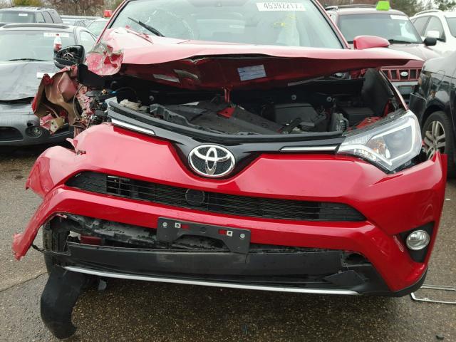 2T3RFREV9GW453568 - 2016 TOYOTA RAV4 XLE RED photo 9