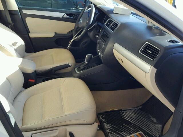 3VWD07AJ4EM323762 - 2014 VOLKSWAGEN JETTA SE Ağ foto 5