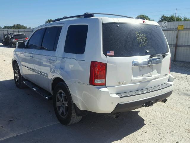 5FNYF3H99BB007815 - 2011 HONDA PILOT TOUR WHITE photo 3