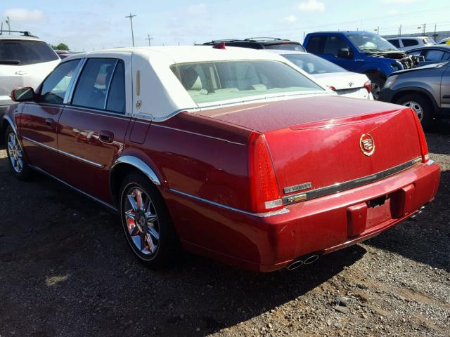 1G6KD5E61BU123716 - 2011 CADILLAC DTS LUXURY RED photo 3