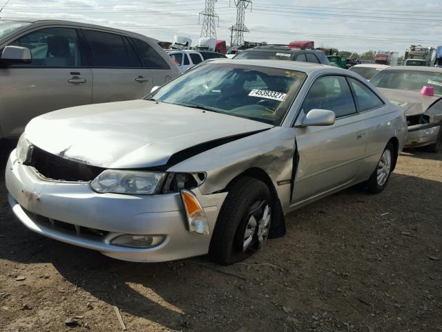 2T1CE22P42C014514 - 2002 TOYOTA CAMRY SOLA SILVER photo 2