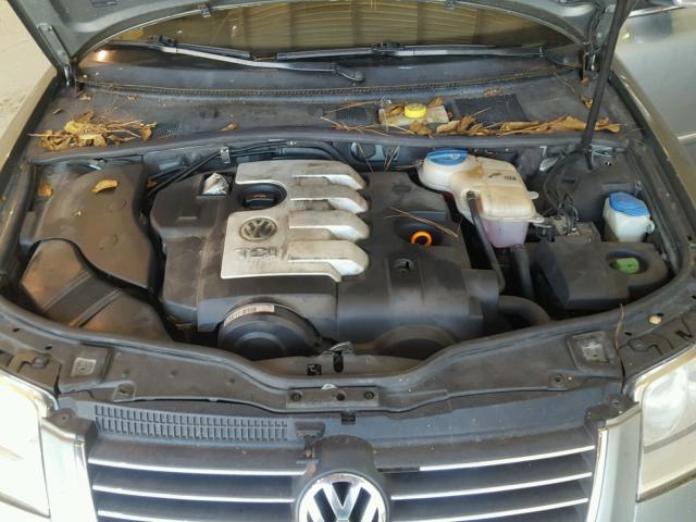 WVWAE63B05P025548 - 2005 VOLKSWAGEN PASSAT GLS GREEN photo 7