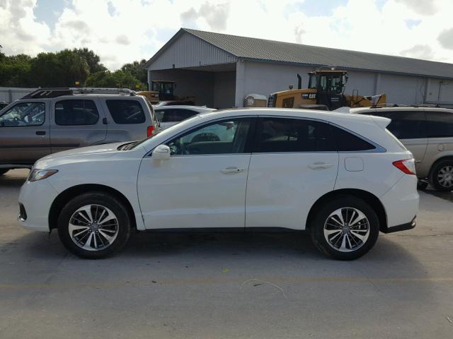 5J8TB3H77GL010836 - 2016 ACURA RDX ADVANC WHITE photo 9