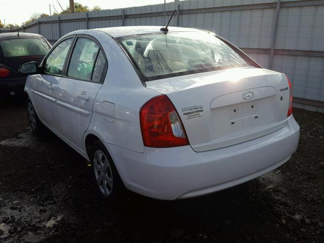 KMHCN46C59U348482 - 2009 HYUNDAI ACCENT WHITE photo 3