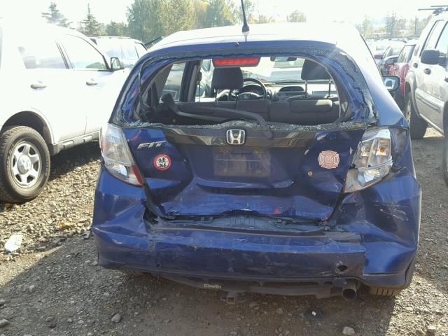 JHMGE87299S039515 - 2009 HONDA FIT BLUE photo 9