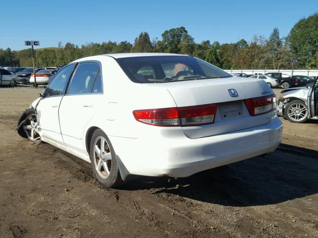 1HGCM56674A120468 - 2004 HONDA ACCORD WHITE photo 3