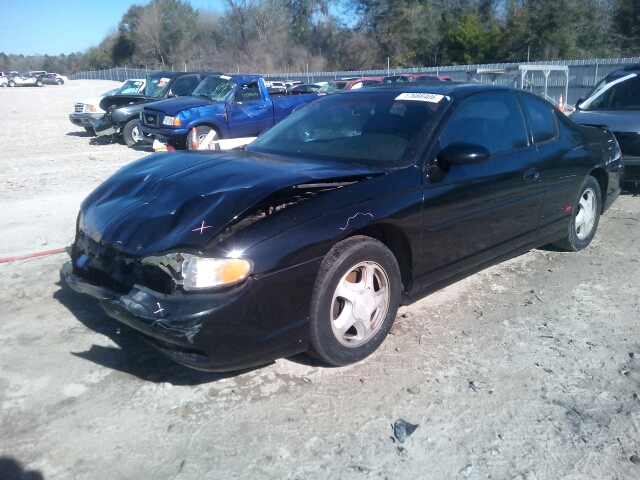 2G1WX12K239376034 - 2003 CHEVROLET MONTE CARL BLACK photo 2