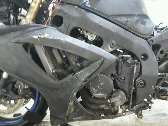 JS1GN7DA772116302 - 2007 SUZUKI GSX-R600 BLACK photo 11