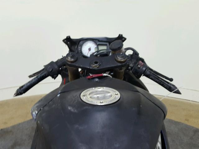 JS1GN7DA772116302 - 2007 SUZUKI GSX-R600 BLACK photo 18