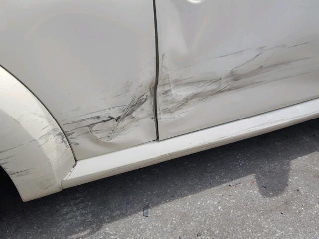 3VWRG31YX7M418952 - 2007 VOLKSWAGEN NEW BEETLE 白色 照片 9