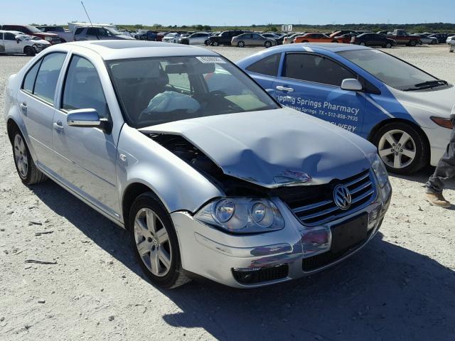 3VWYV49M3AM018781 - 2010 VOLKSWAGEN JETTA SILVER photo 1