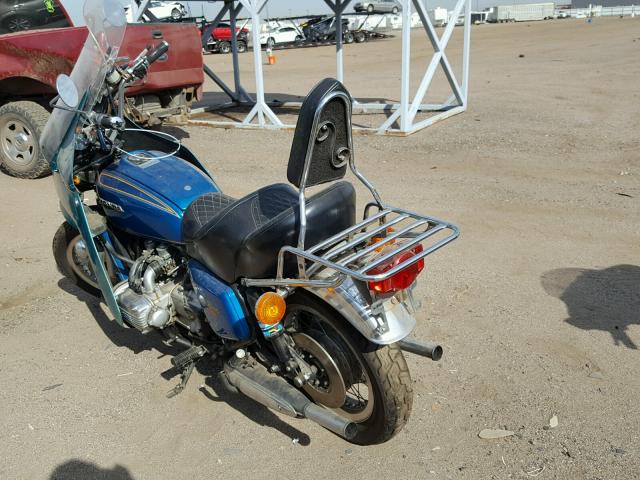 GL11012282 - 1975 HONDA GOLDWING TEAL photo 3