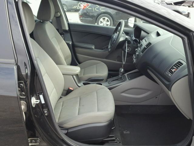 KNAFK4A66E5062430 - 2014 KIA FORTE BLACK photo 5