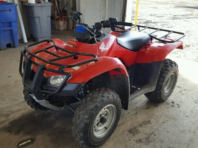 1HFTE2147B4200502 - 2011 HONDA TRX250 TE RED photo 2