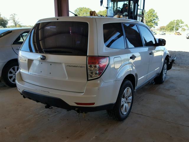 JF2SH61609H790567 - 2009 SUBARU FORESTER WHITE photo 4