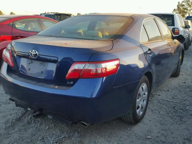 4T1BK46K98U057252 - 2008 TOYOTA CAMRY LE BLUE photo 4