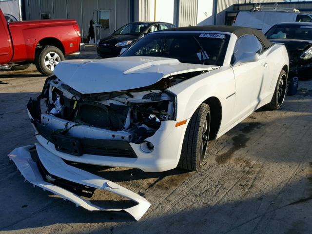 2G1FD3D32F9108518 - 2015 CHEVROLET CAMARO LT WHITE photo 2