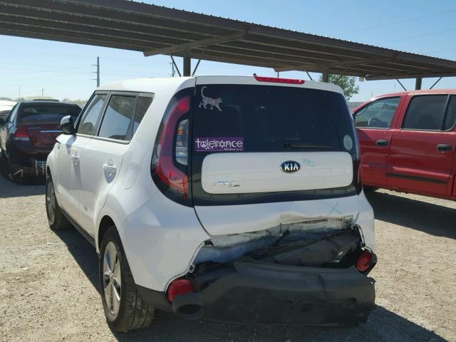 KNDJN2A23G7265644 - 2016 KIA SOUL WHITE photo 3