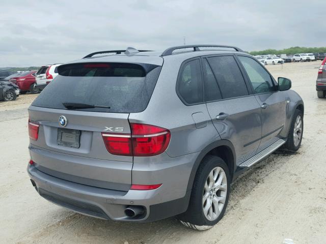 5UXZV4C57BL412147 - 2011 BMW X5 XDRIVE3 CHARCOAL photo 4