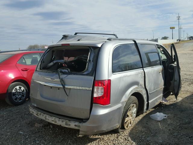 2C4RC1BG6ER448691 - 2014 CHRYSLER TOWN & COU SILVER photo 4