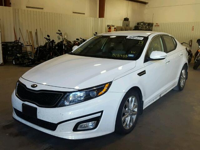 5XXGN4A70FG518488 - 2015 KIA OPTIMA EX WHITE photo 2