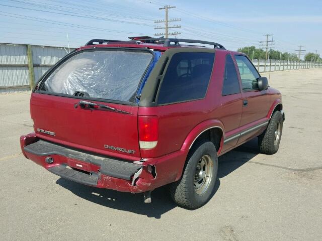 1GNCT18W0YK180719 - 2000 CHEVROLET BLAZER RED photo 4