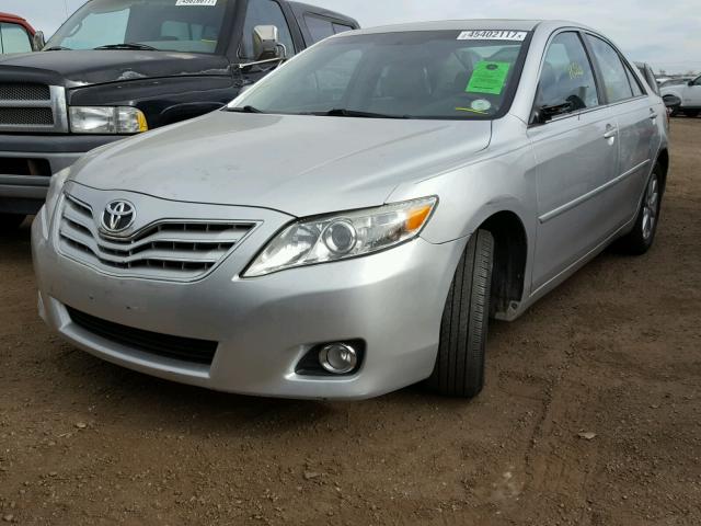 4T1BK3EK8BU614638 - 2011 TOYOTA CAMRY SILVER photo 2