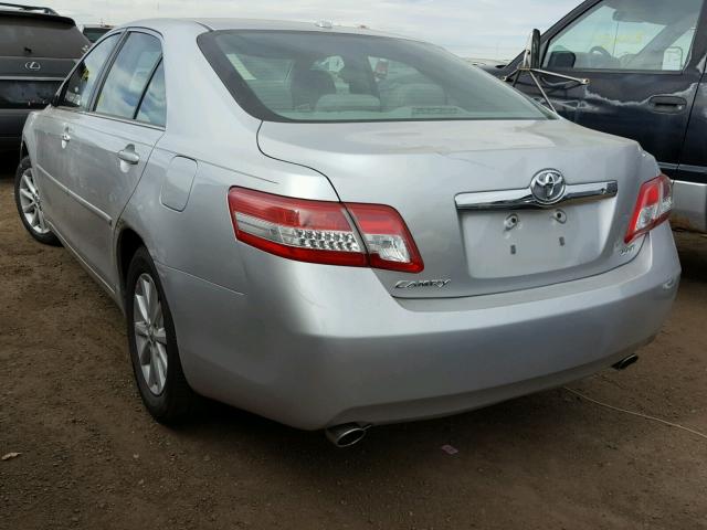 4T1BK3EK8BU614638 - 2011 TOYOTA CAMRY SILVER photo 3