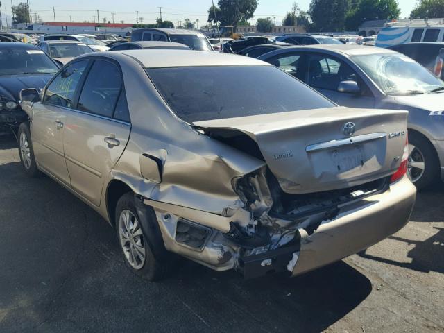 4T1BF32KX4U569875 - 2004 TOYOTA CAMRY LE BEIGE photo 3