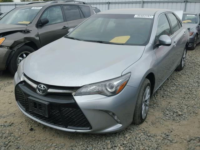 4T1BF1FK2GU523797 - 2016 TOYOTA CAMRY LE SILVER photo 2